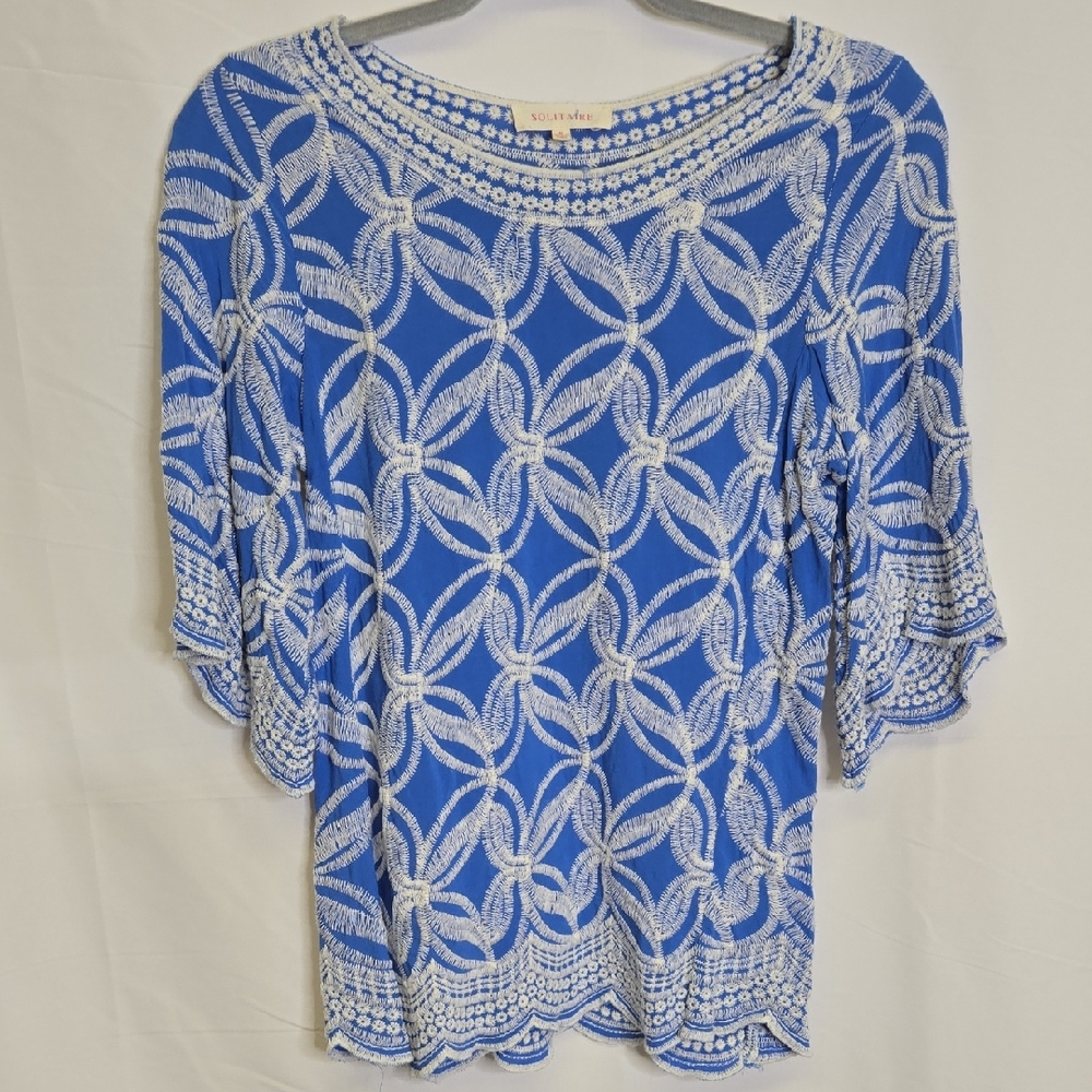 Solitaire Floral Embroidered Boho Cottagecore Tunic, Blue White, Size Small